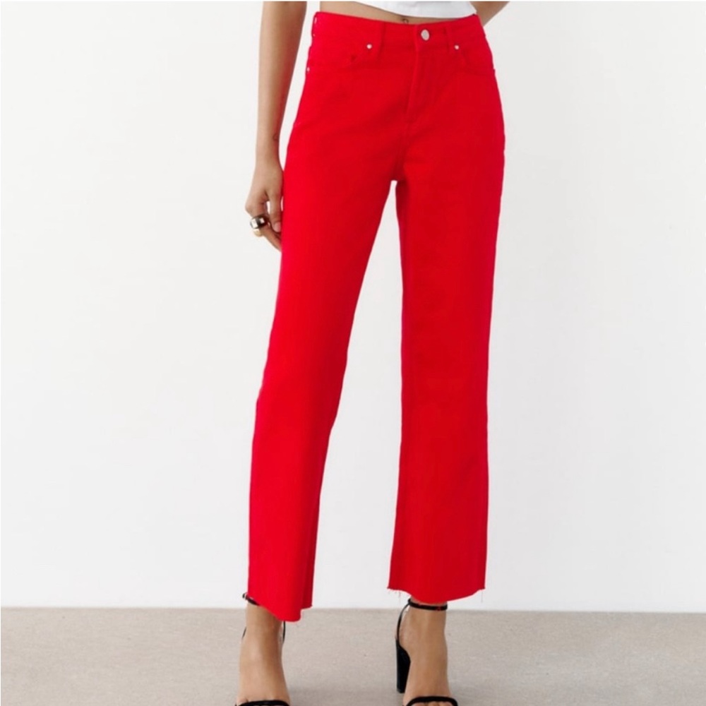 NWT ZARA Mid Rise Button-Fly Straight Leg Jeans Size 2